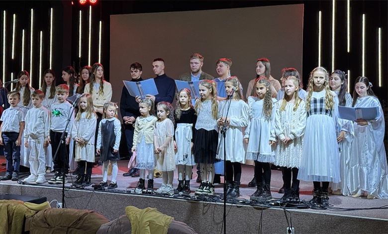 "Щоб кожен з нас мав надію в серці!": як ChristmasFest у Румунії зігрів серця українських родин