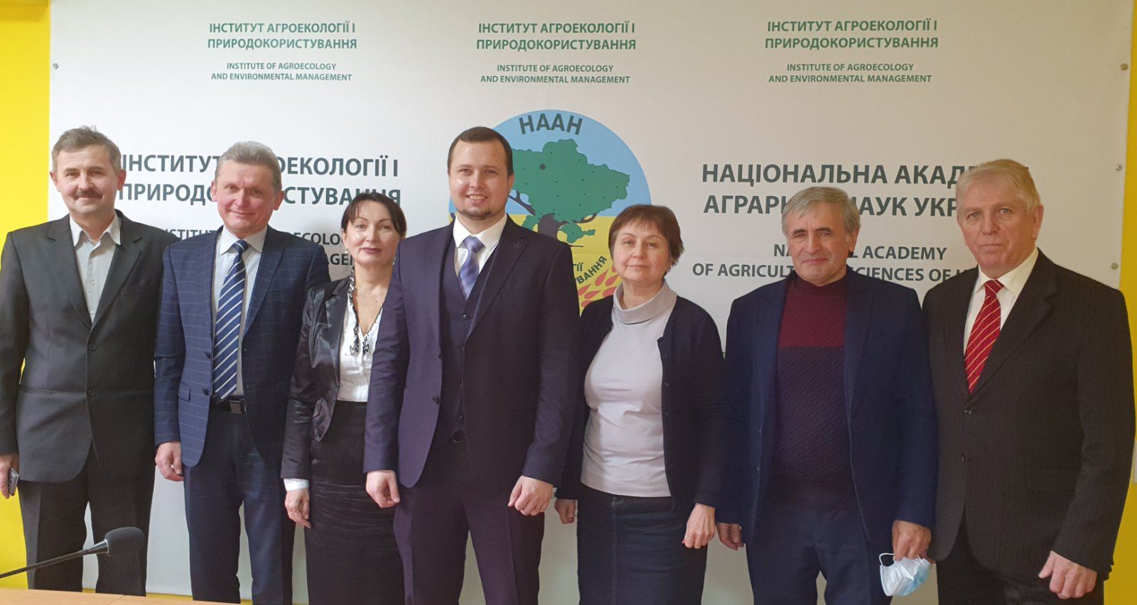 Ukraine at the epicenter of the climate storm: war and global change under the lens of science
