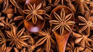 star anise, spices, spoon, anise, seed pod, aromatic, seasoning, wooden spoon, food, beautiful wallpaper, organic, background, iphone wallpaper