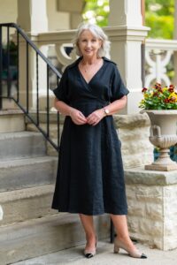 How to stay stylish and fashionable after 60