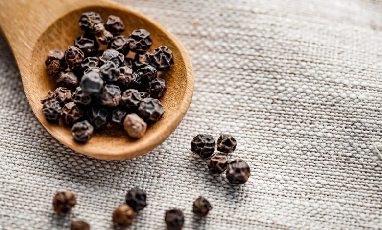 pepper, black pepper, peppercorn, spice, seasoning, pepper grains, ingredient, food, piper nigrum, pepper, pepper, black pepper, black pepper, black pepper, black pepper, black pepper
