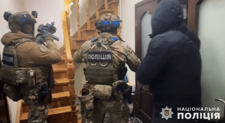 На Львівщині судитимуть організовану злочинну групу працівників банку