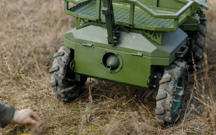 В Україні випробували перші FPV-дрони на оптоволокні дальністю понад 20 км
