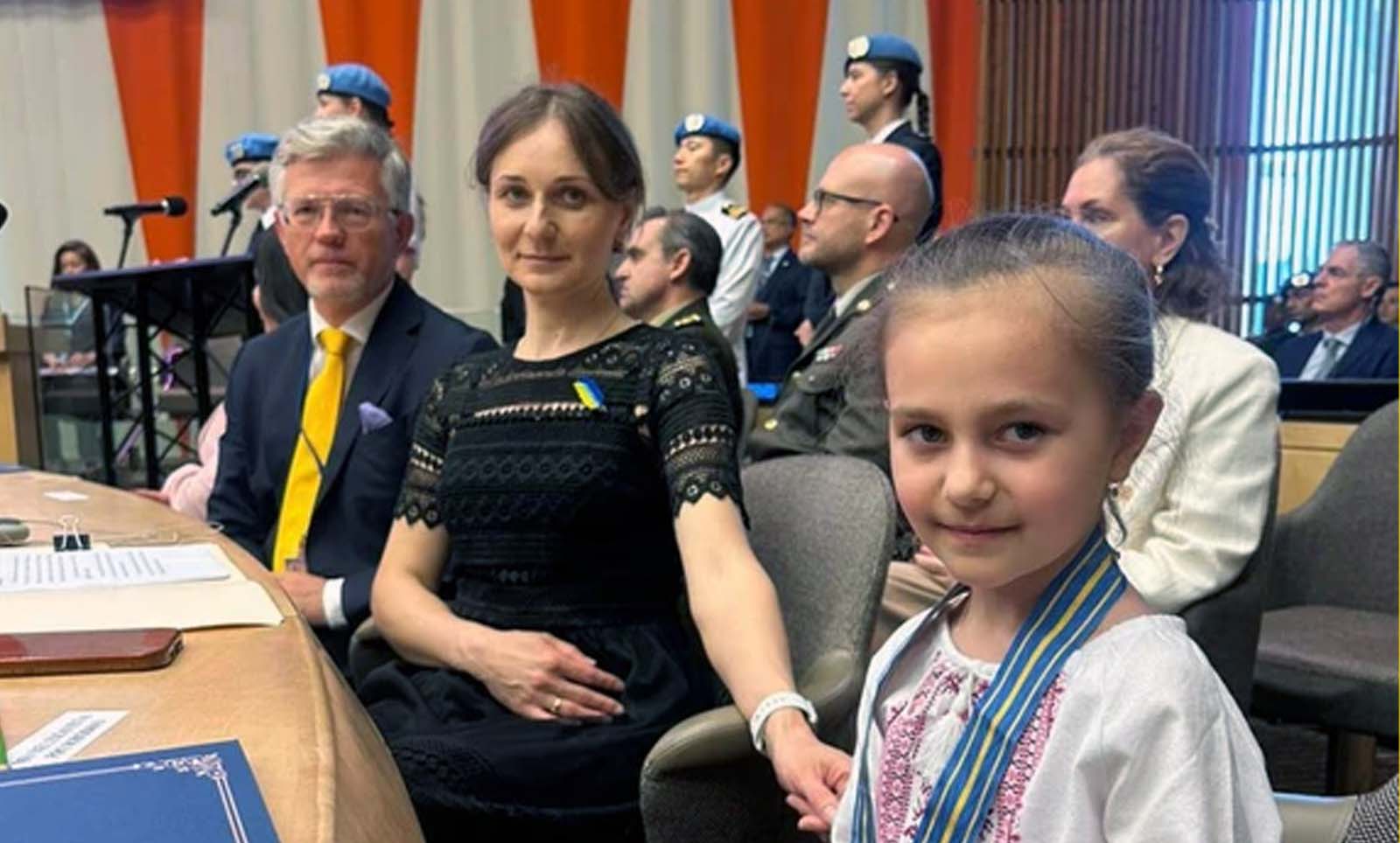 Бортпровідника Сергія Приходька посмертно нагородили найвищою миротворчою відзнакою ООН: вперше в історії нею відзначили цивільного