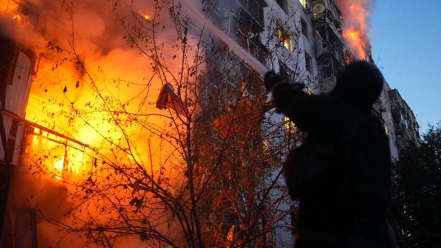 Війська РФ здійснили 727 атак на 14 населених пунктів Запорізької області (відео)