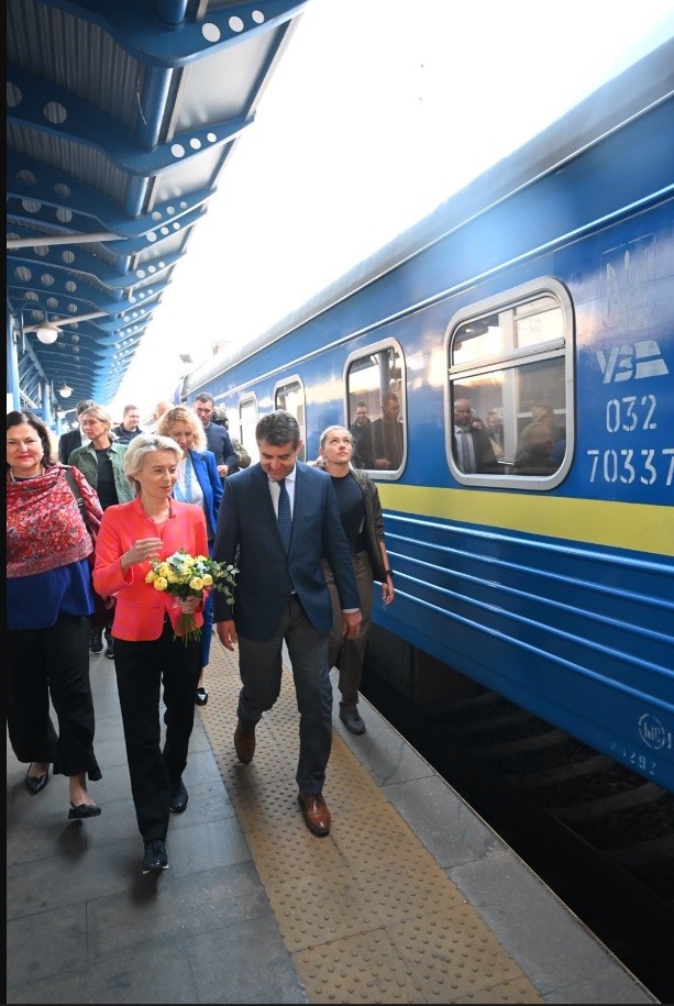 До Києва прибула очільниця Єврокомісії: мета візиту